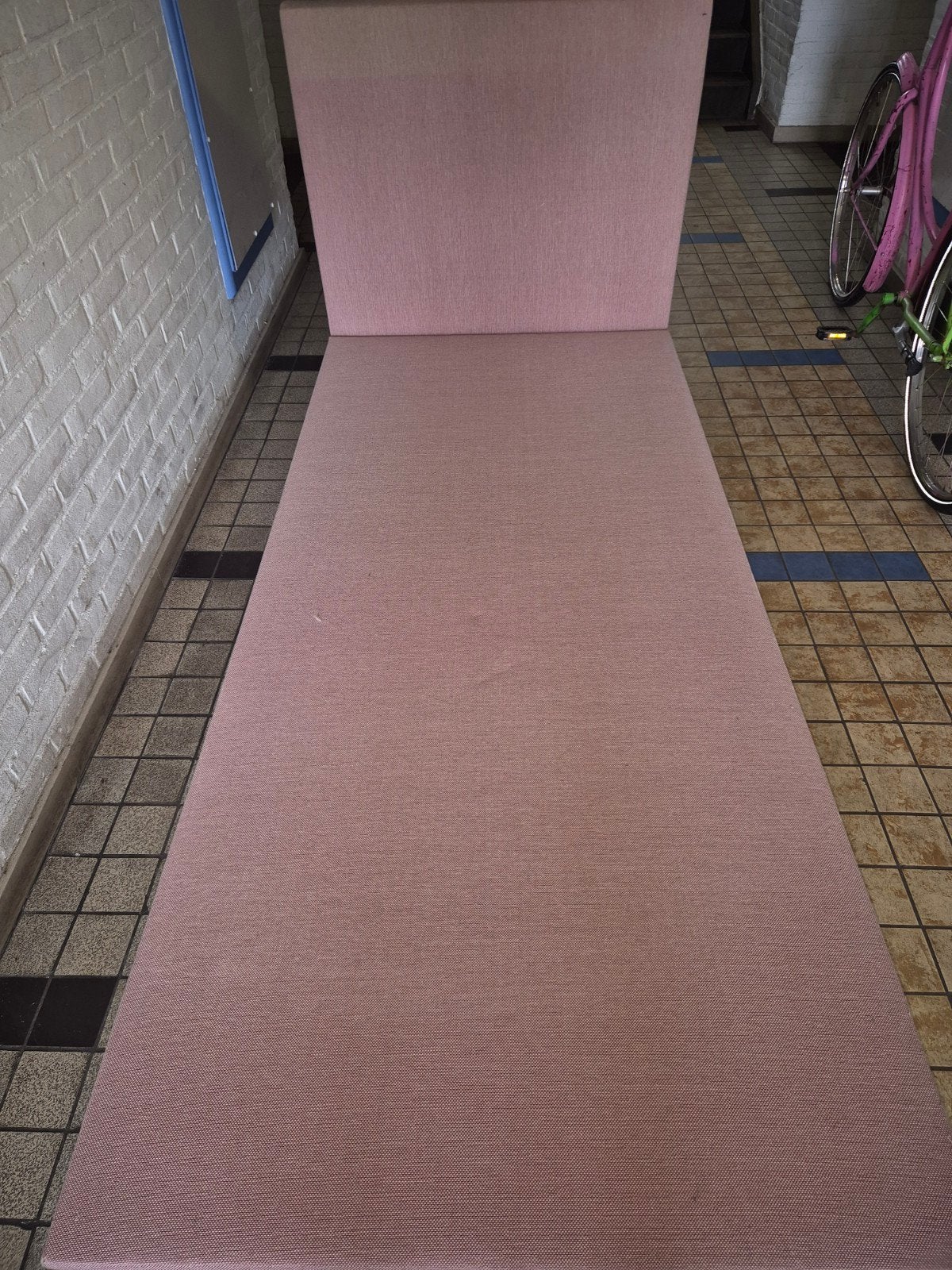 Mooie meiden boxspring te koop., Ophalen