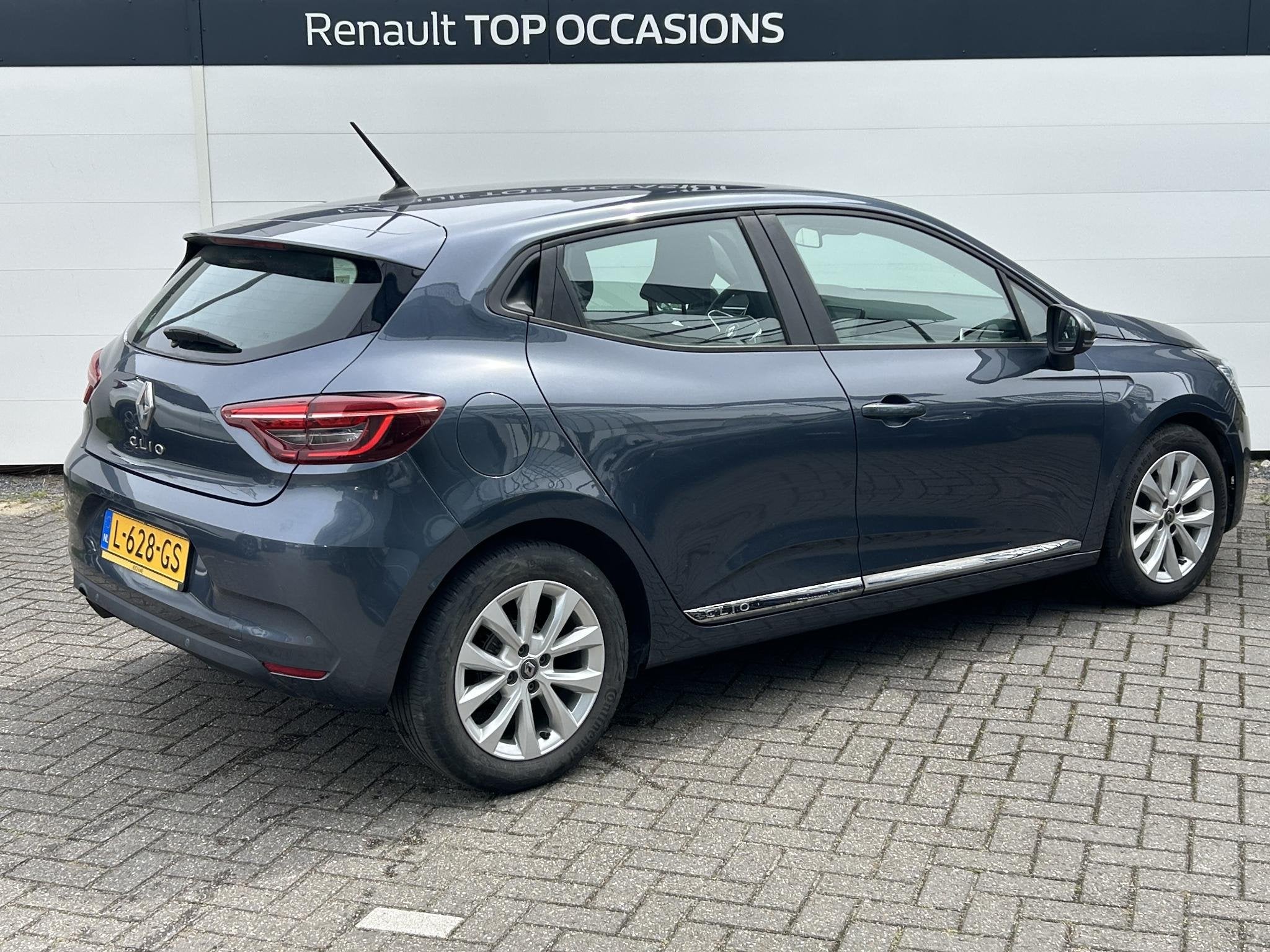 Renault Clio 1.0 TCe Bi-Fuel Zen | Apple & Android Carplay |, Auto's, Gebruikt, Met garantie (alle), 610 kg, 49 €/maand