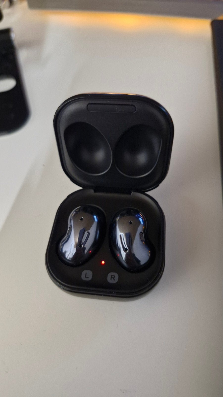 Samsung Galaxy Buds Live - Zwart, Ophalen, In-ear, Gebruikt, Draadloos