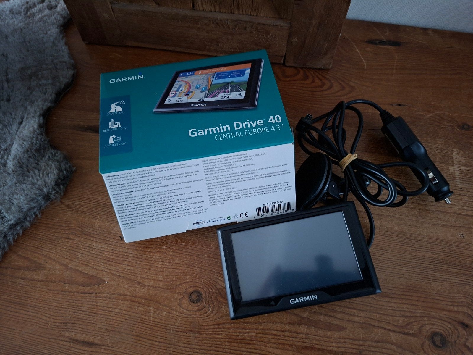 Garmin Drive 40 Central Europe 4.3" Navigatiesysteem, Auto diversen, Autonavigatie, Ophalen of Verzenden, Zo goed als nieuw