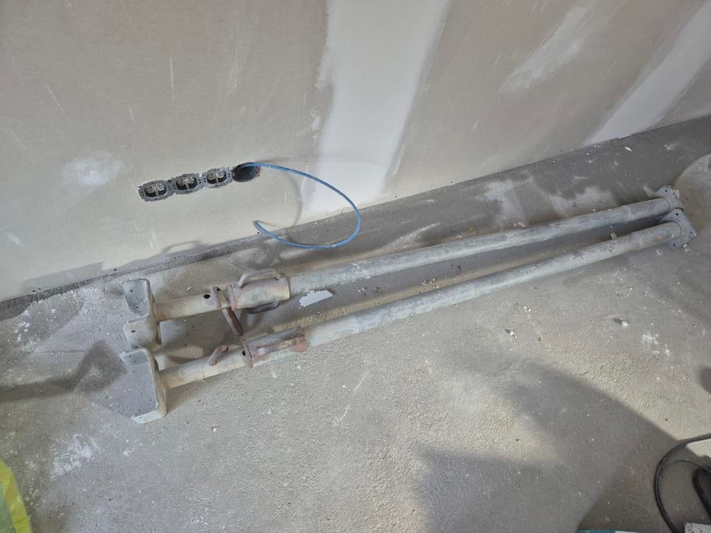 Stempels, schroefstempels stelposten voor bouw en renovatie, Ophalen, Gebruikt, Overige typen, 2 tot 5 meter