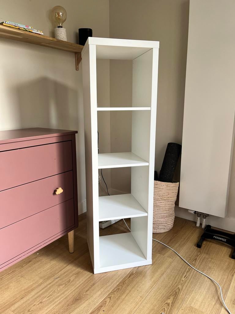 IKEA Kallax Kast 42x147 cm - Wit, Huis en Inrichting, Kasten | Boekenkasten, Zo goed als nieuw, Minder dan 50 cm, 100 tot 150 cm