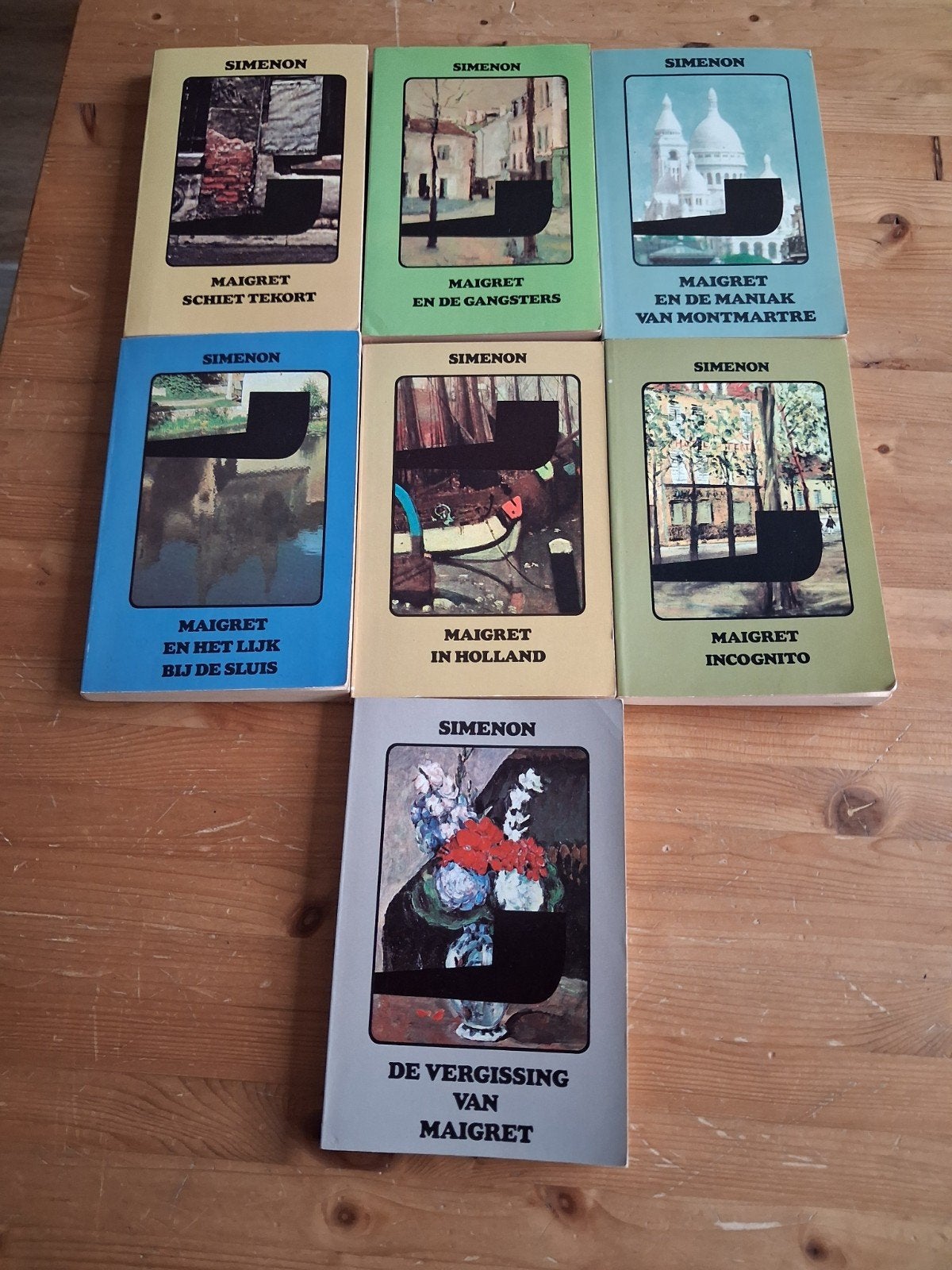 7 Maigret boeken, Ophalen of Verzenden, Gelezen