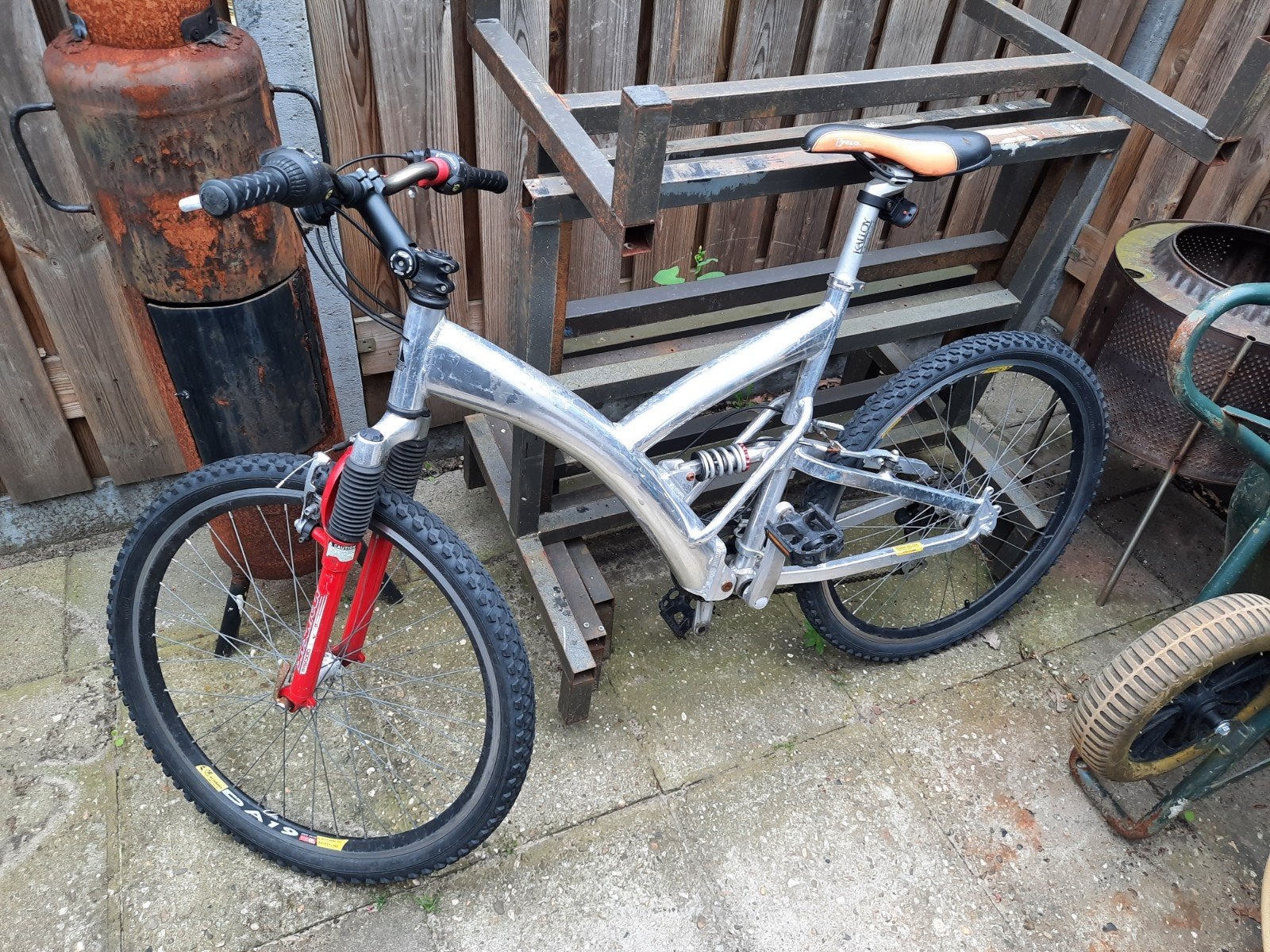 Gratis mountainbike/crossfiets, Ophalen, Gebruikt, 20 inch of meer