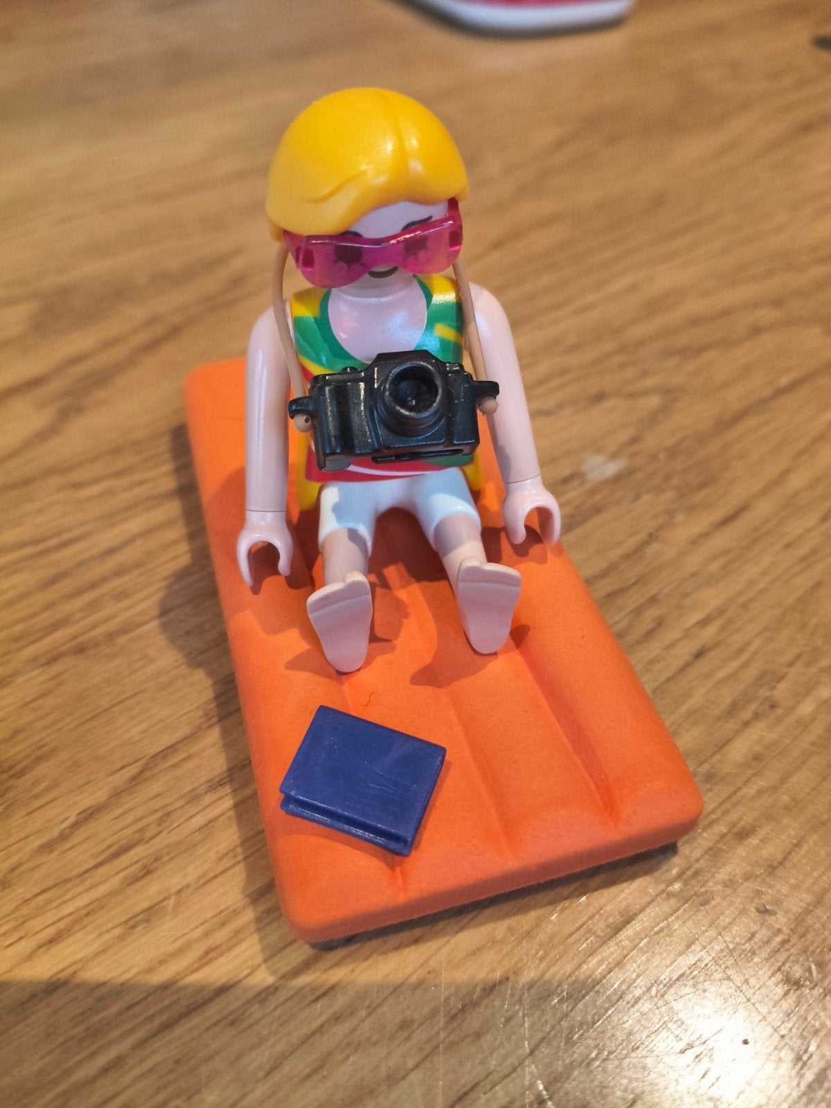 Playmobil figuur met camera en luchtbed, Ophalen of Verzenden