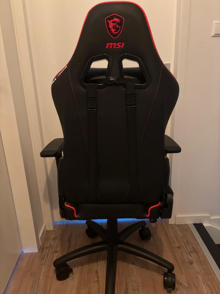 MSI Gaming Stoel - Zwart/Rood - Zo goed als nieuw, Ophalen, Zwart, Zo goed als nieuw, Gaming bureaustoel