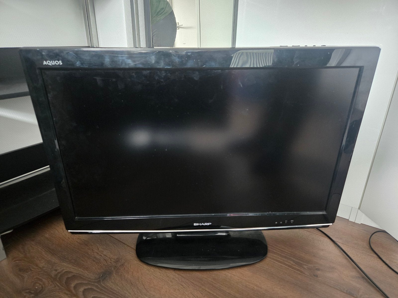 Sharp Aquos LCD TV LC-32RD8E-BK - 80 cm, Ophalen, Gebruikt, 50 Hz, 80 tot 100 cm