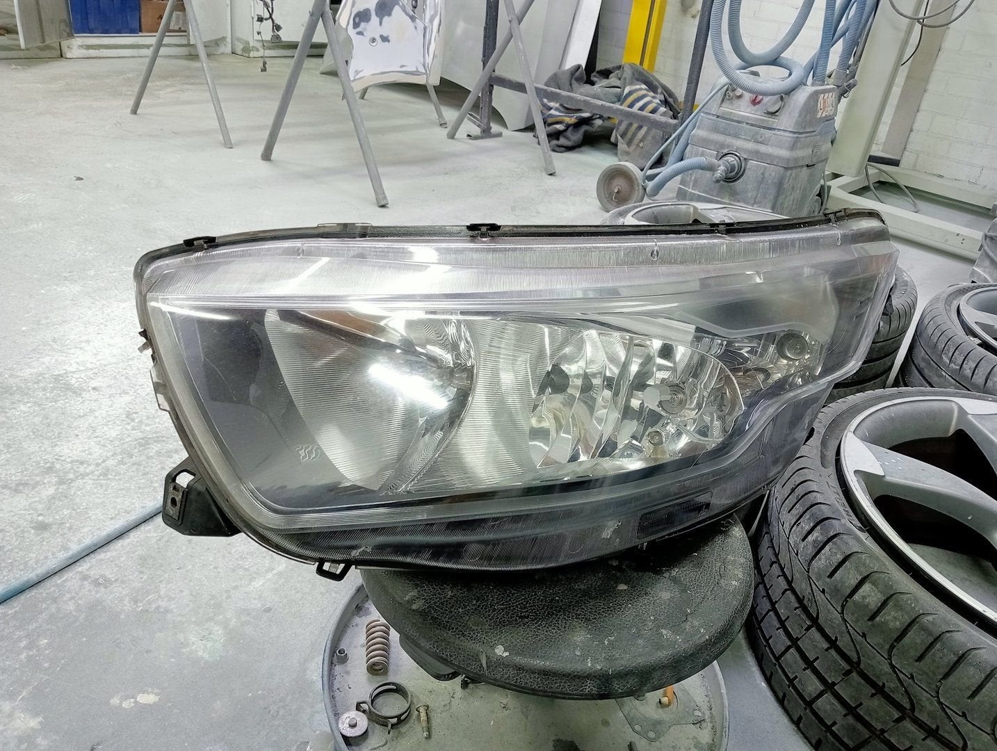 Koplamp-links van een Iveco New Daily, Gebruikt, -, Overige automerken, -
