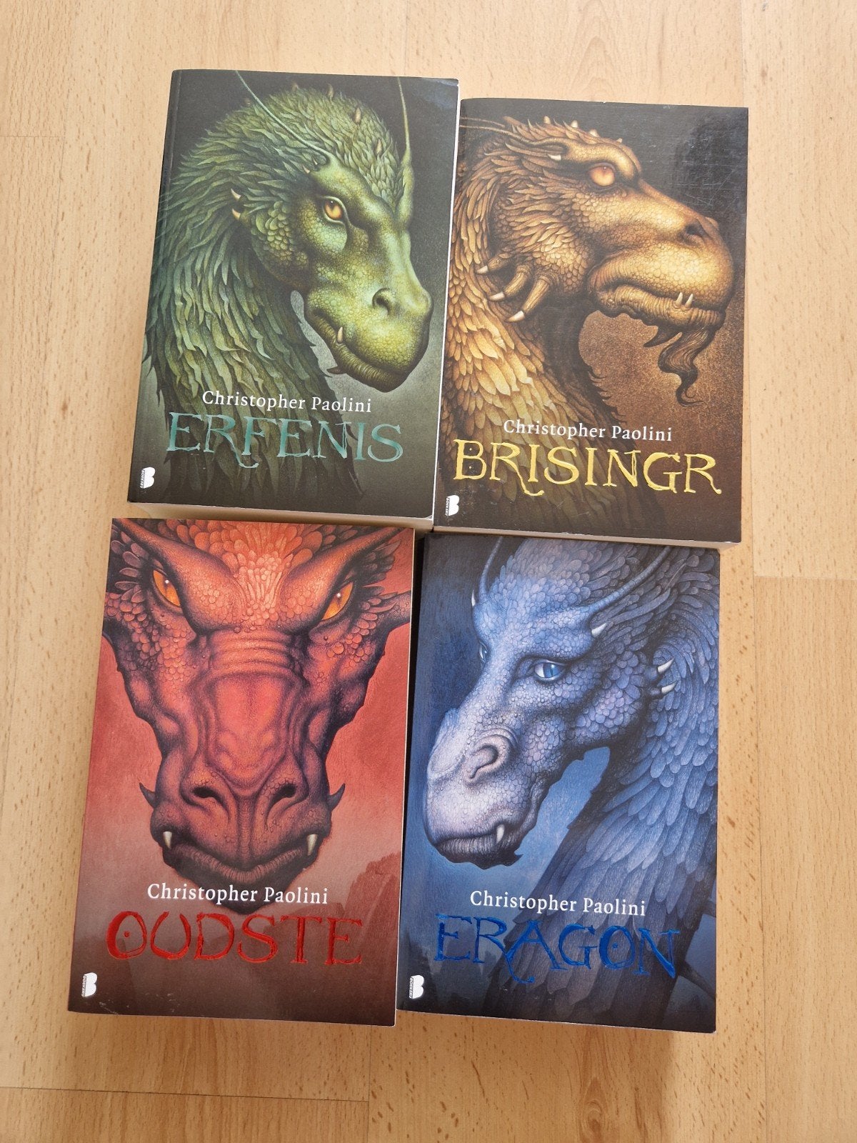 Boeken eragon deel 1 2 3 4 christopher paolini fantasy draak, Boeken, Ophalen of Verzenden, Zo goed als nieuw