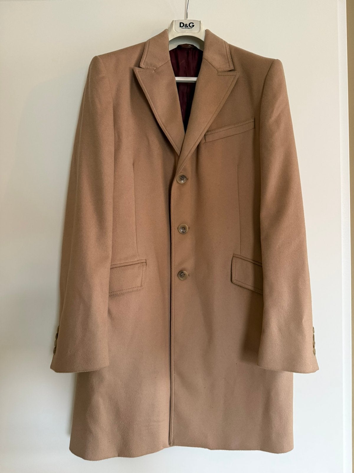Te koop: Dolce & Gabbana jas/mantel, Kleding | Heren, Ophalen, Zo goed als nieuw, Maat 48/50 (M), Bruin
