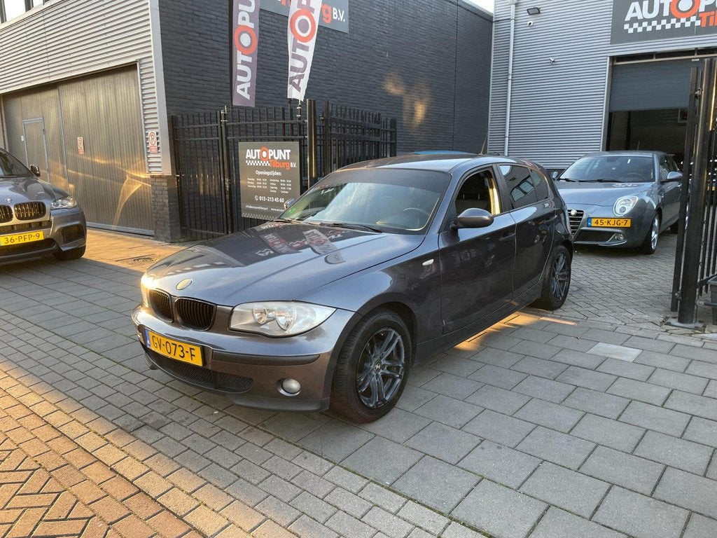 BMW 1-serie 116i Executive Airco NAP APK 1 jaar, Auto's, BMW, 1596 cc, Achterwielaandrijving, 4 cilinders, 116 pk