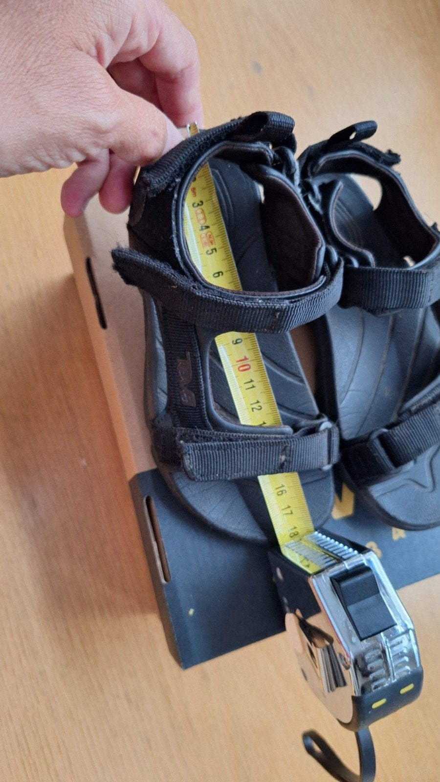 teva sandaaltjes  zwart 26/27, Kinderen en Baby's, Ophalen of Verzenden, Overige typen