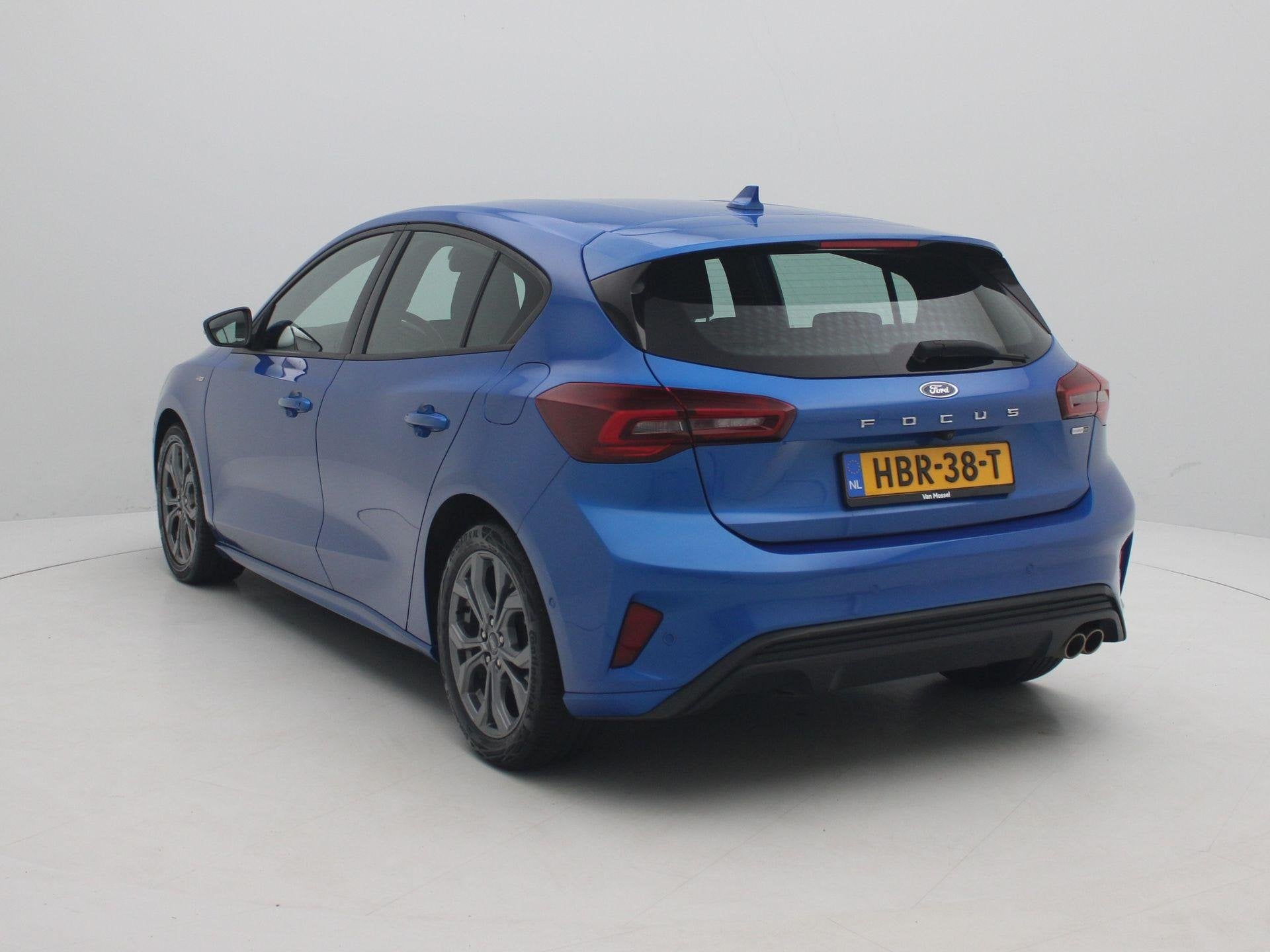 Ford Focus 1.0 EcoBoost Hybrid ST Line | Navigatie | Camera, 12 maanden, Gebruikt, Euro 6, Blauw