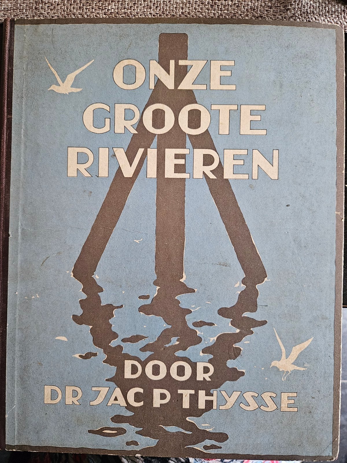 Onze Groote Rivieren - Dr. Jac. P. Thijsse (1938), Gelezen, Overige atlassen, Ophalen of Verzenden, 1800 tot 2000