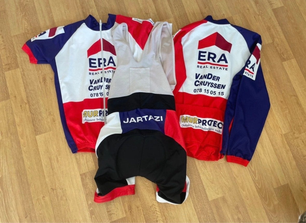 Wielerkleding set: 2 shirts (kort/lang) en broek, Ophalen of Verzenden, Gebruikt, Helm