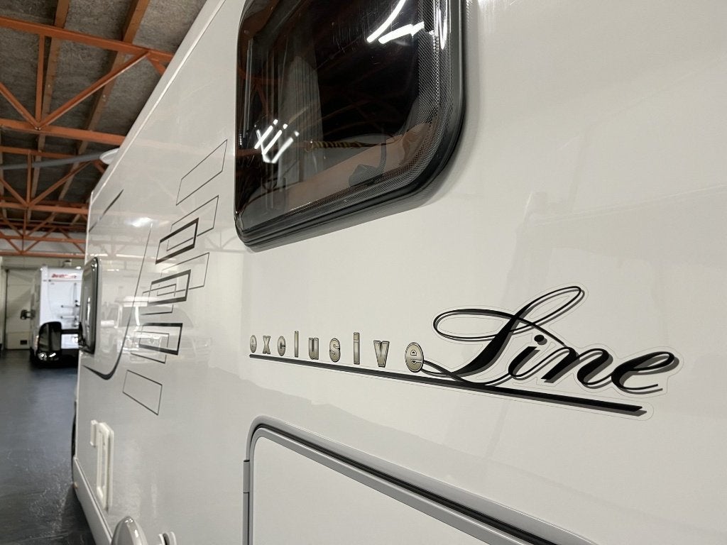 Foto 7 van Fiat Ducato 2.3 Hymer T674 Enkele Bedden / Euro5 / 86.000 km