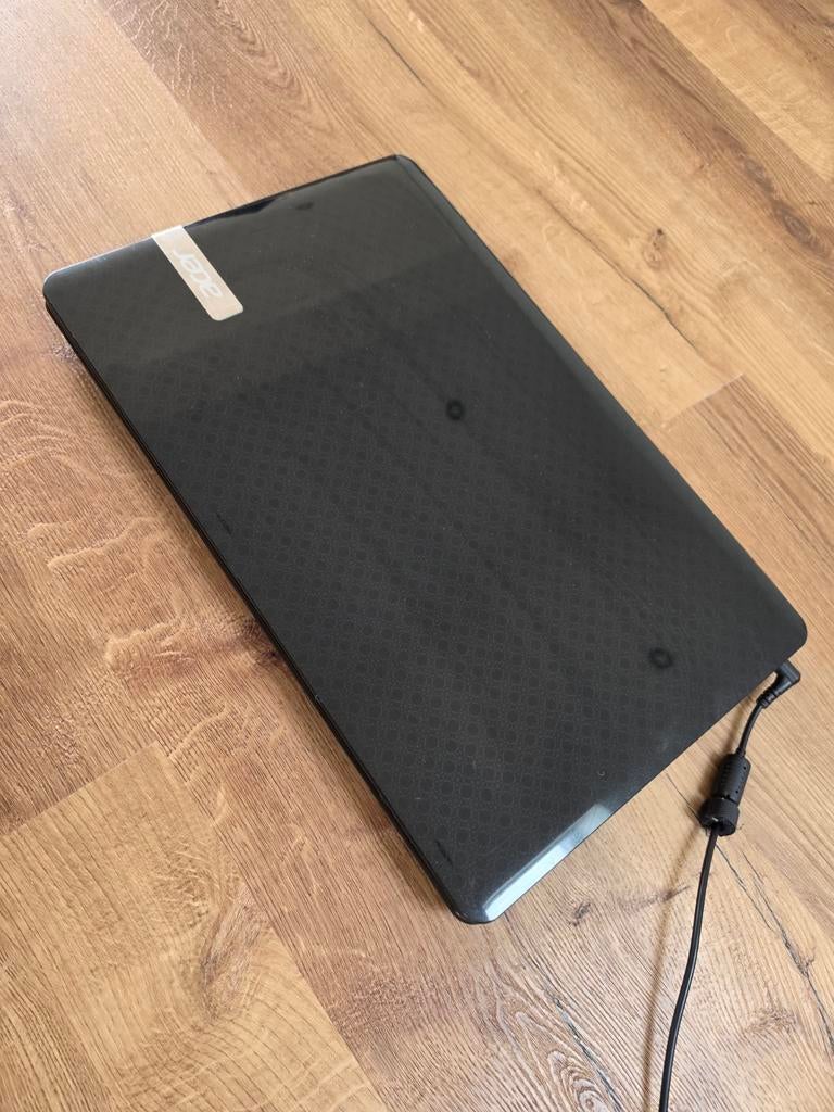 Acer TravelMate P273-M, Computers en Software, Windows Laptops, Ophalen, HDD, 2 tot 3 Ghz, Qwerty