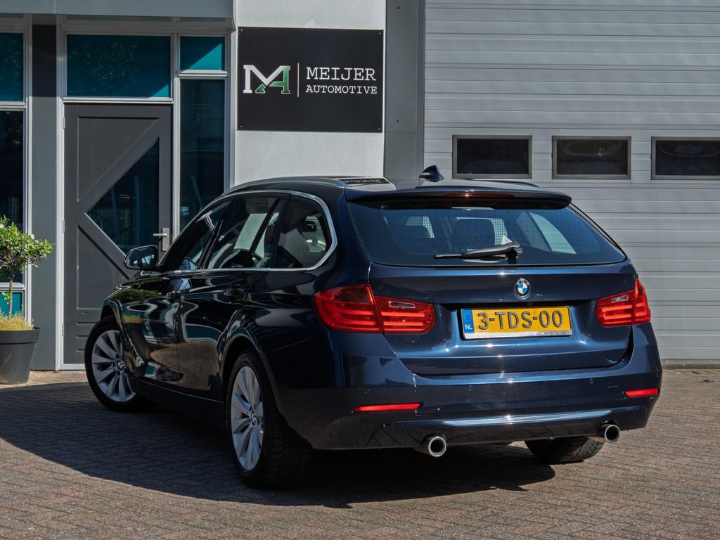 BMW 335i Touring High Executive|HUD|Pano|360cam|HarmanK|Memo, Auto's, Achterwielaandrijving, Gebruikt, Blauw, 93 €/maand