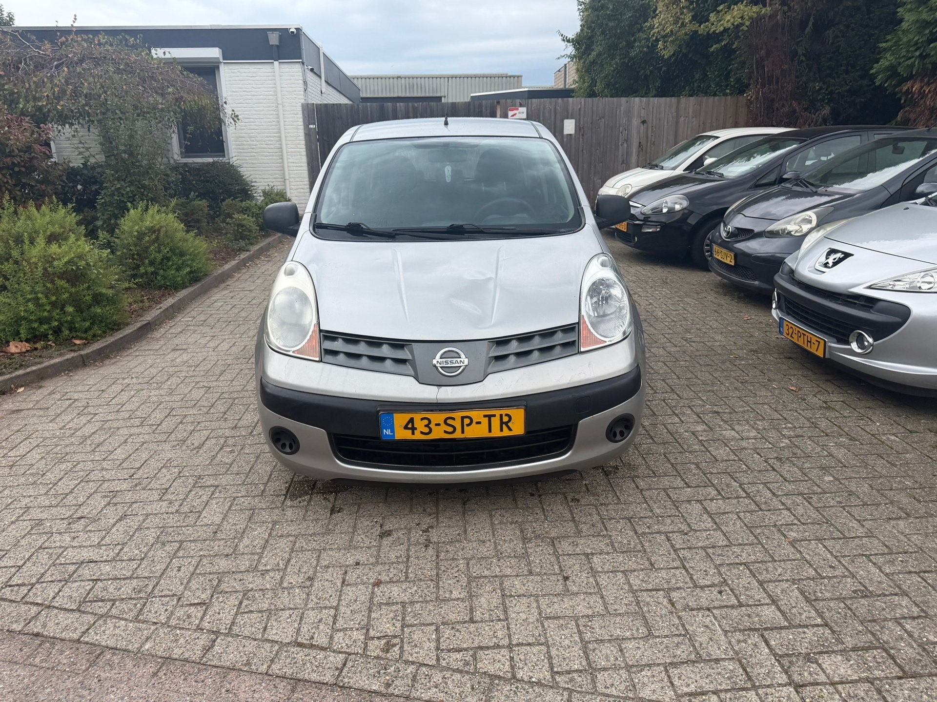 Nissan Note 1.4 Visia, Auto's, Voorwielaandrijving, 4 cilinders, Origineel Nederlands, Bedrijf