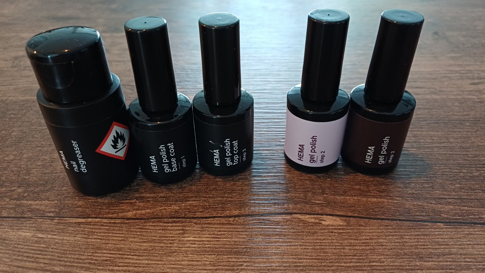 gellak basisset en twee kleuren erbij, Ophalen, Zo goed als nieuw, Overige kleuren, Handen en Nagels