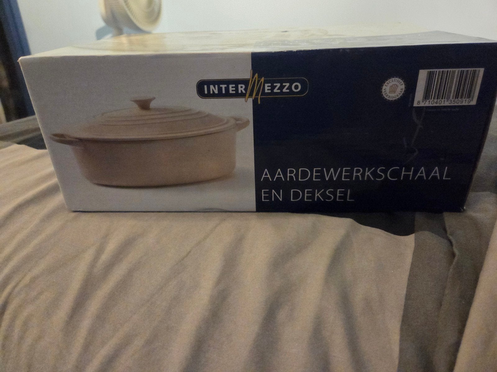 Nieuwe Intermezzo aardewerkschaal met deksel, Overige merken, Nieuw, Ophalen of Verzenden, Schaal of Schalen