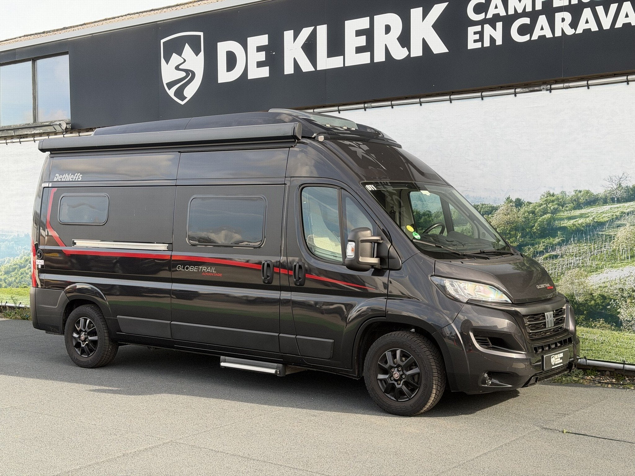 Dethleffs Globetrail Advantage 600 DS (bj 2024), Buscamper of Camperbus, Bedrijf, Info@deklerkcaravans.nl, Dethleffs