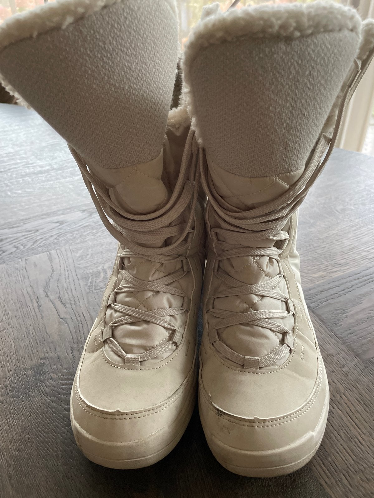 Quechua Snowboots - Beige, Maat 39, Beige, Snowboots, Ophalen of Verzenden, Zo goed als nieuw
