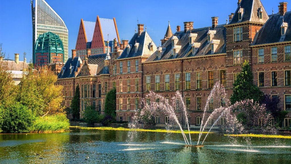 wij zijn opzoek naar een 3-kamer woning in den-haag