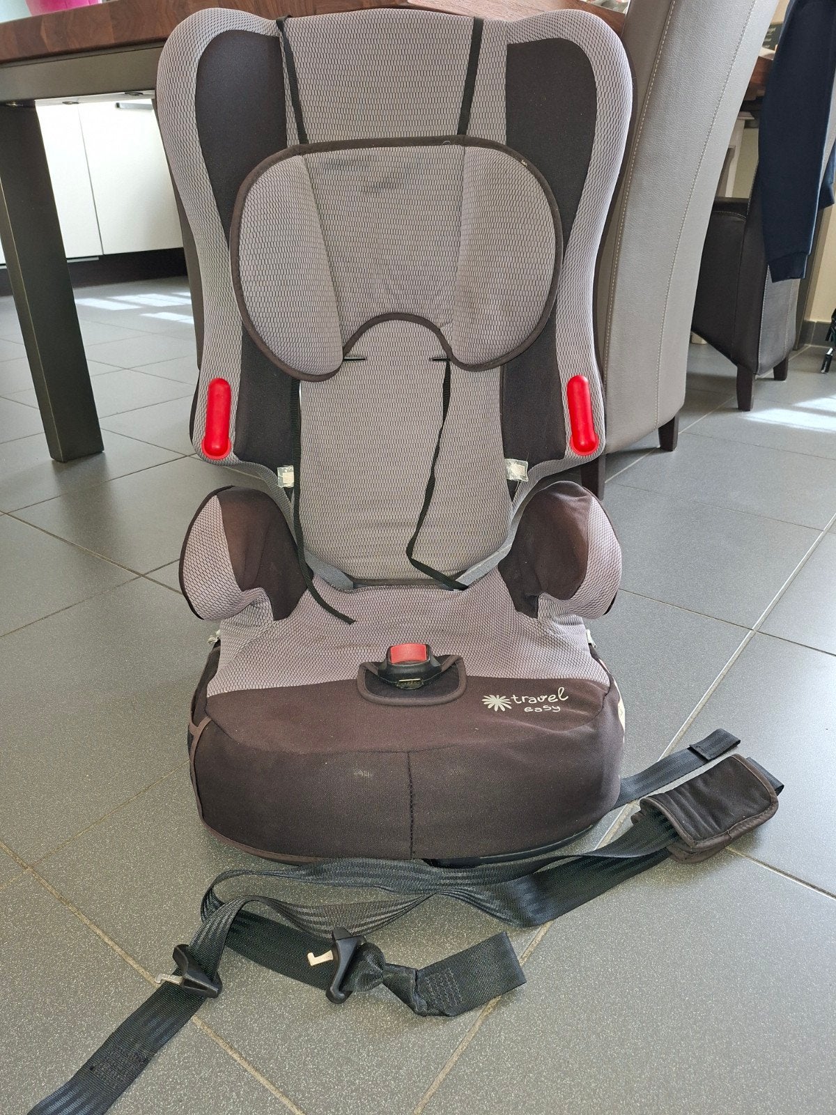Travel N Care autostoel 9-36 kg, Kinderen en Baby's, Autostoeltjes, Overige merken, 9 t/m 36 kg, Gebruikt, Autogordel