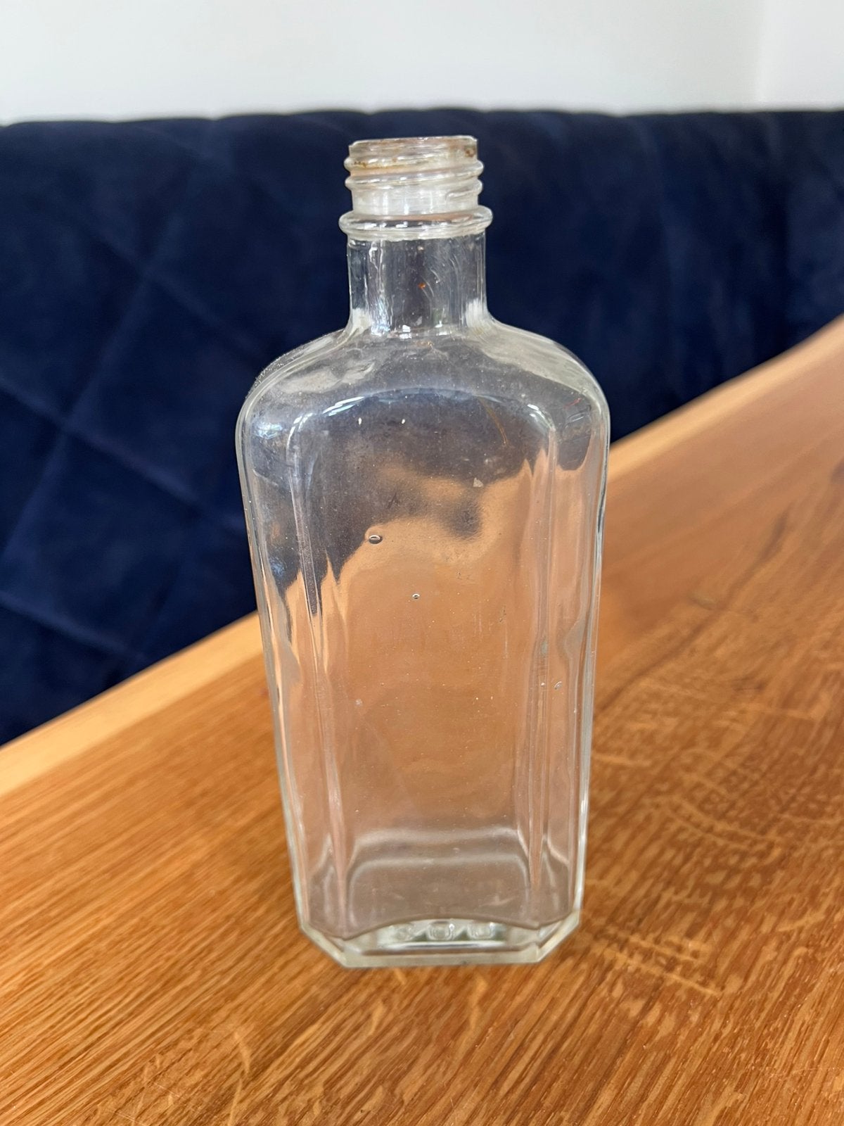 Antieke glazen fles - achthoekig - 300 ml, Antiek en Kunst, Ophalen of Verzenden