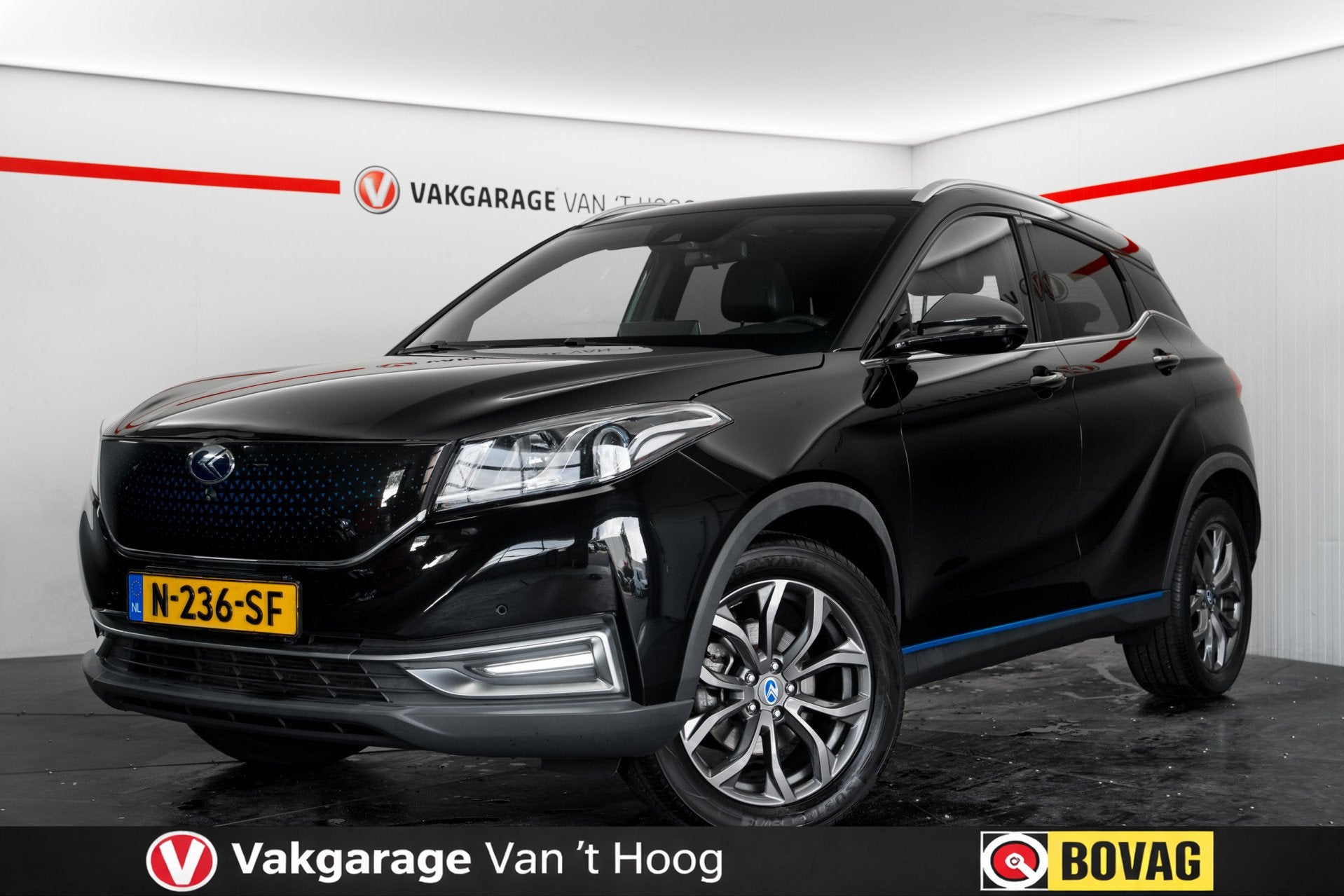 Hyundai KONA Seres 3 52kWh| Leder | Panoramadak | 360° Came, Auto's, Gebruikt, Zwart, Automatische klimaatregeling, 329 km