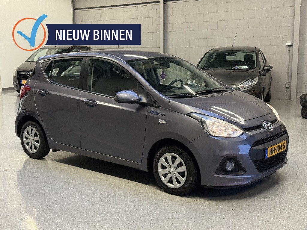 Hyundai i10 1.0i i-Motion Comf. (bj 2016), Auto's, Euro 5, Gebruikt, 31 €/maand, 4 stoelen