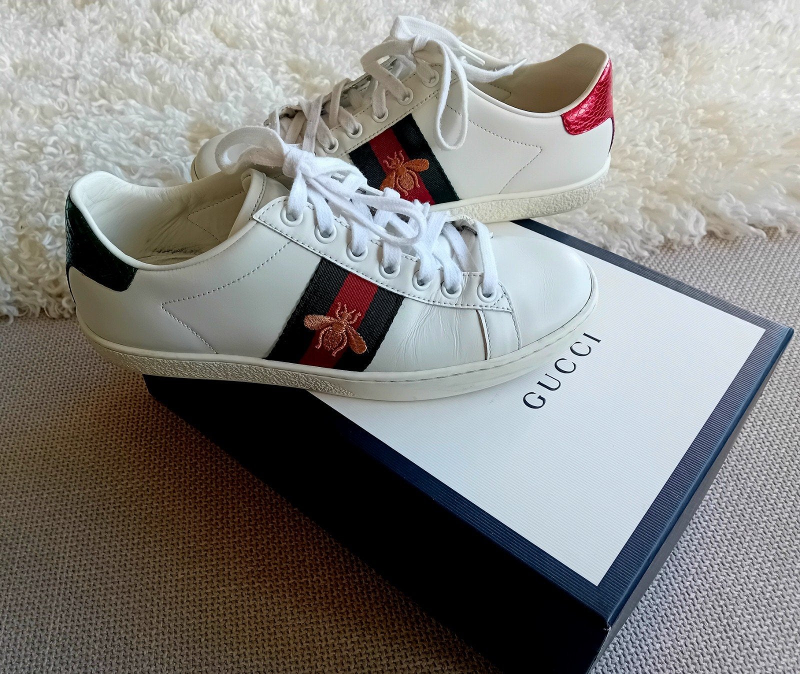 Gucci Ace sneakers met bijen, maat 36, Wit, Ophalen of Verzenden, Gedragen, Gucci