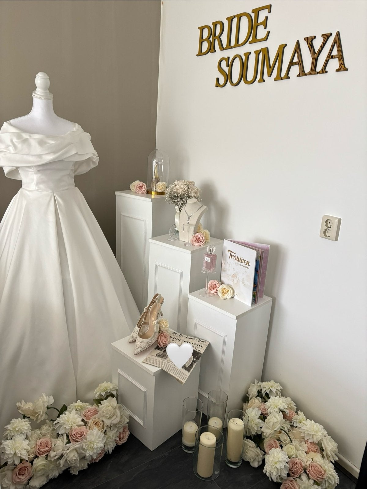 Bridalroom, Hobby en Vrije tijd, Feestartikelen | Verhuur, Ophalen of Verzenden, Zo goed als nieuw