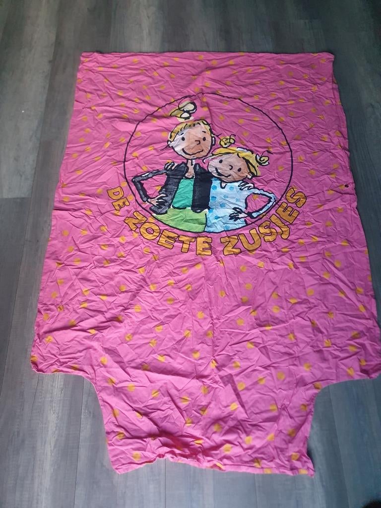 Peuterdekbedovertrek De Zoete Zusjes roze 135x110 cm, Kinderen en Baby's, Gebruikt, Meisje, Dekbedovertrek, Ophalen of Verzenden