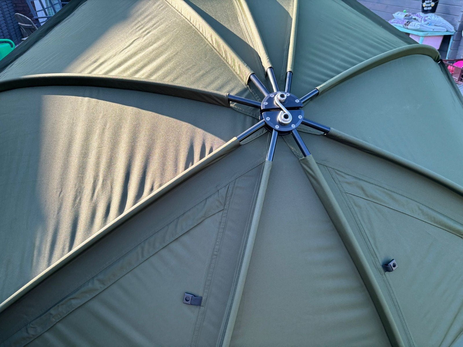 aqua pioneer 100 karpertent !!, Tuin en Terras, Ophalen of Verzenden, Zo goed als nieuw, Minder dan 1 meter, Parasolvoet