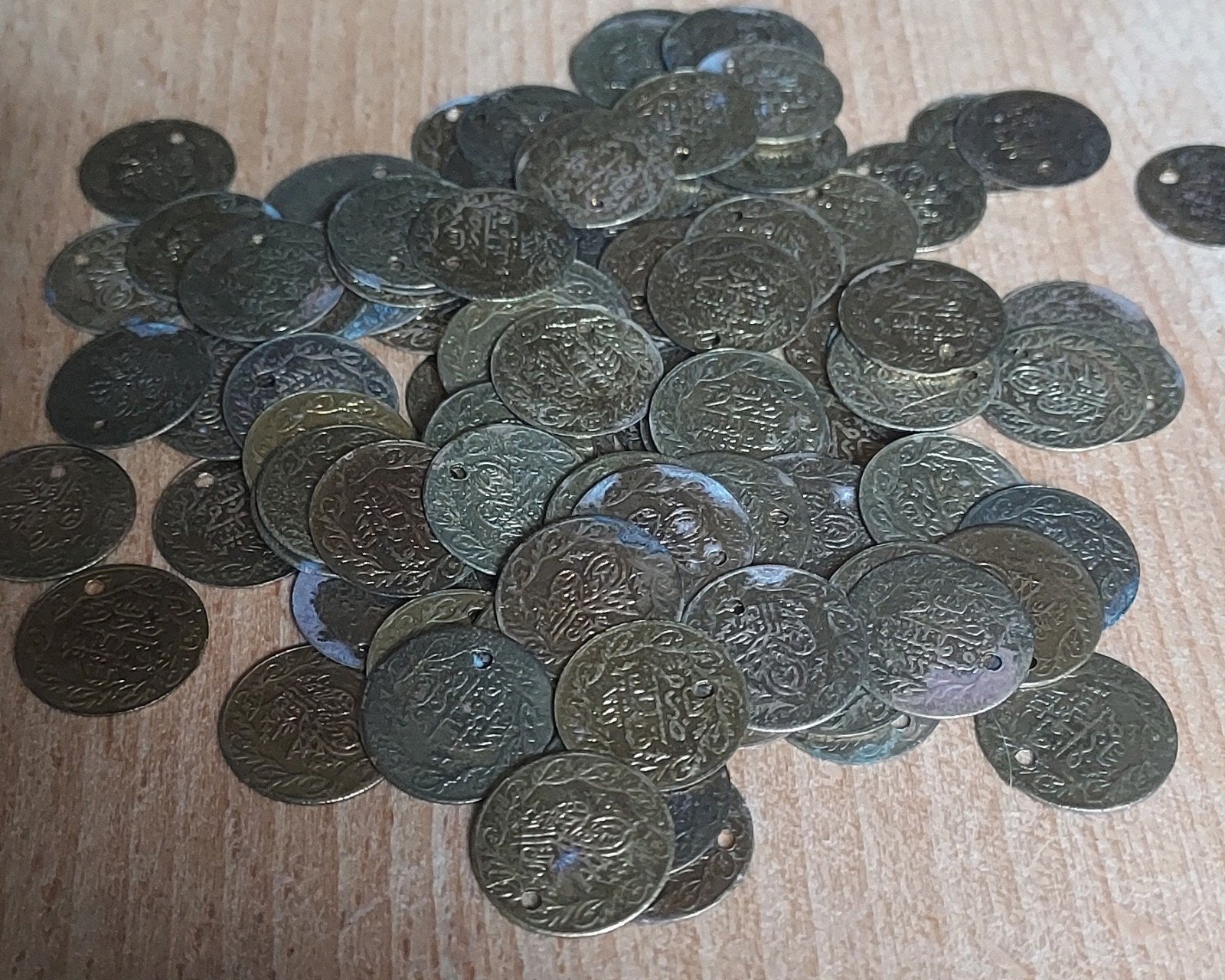 Partij van 112 Ottomaanse Stijl Sieraadmunten / Tokens (Mes, Ophalen of Verzenden