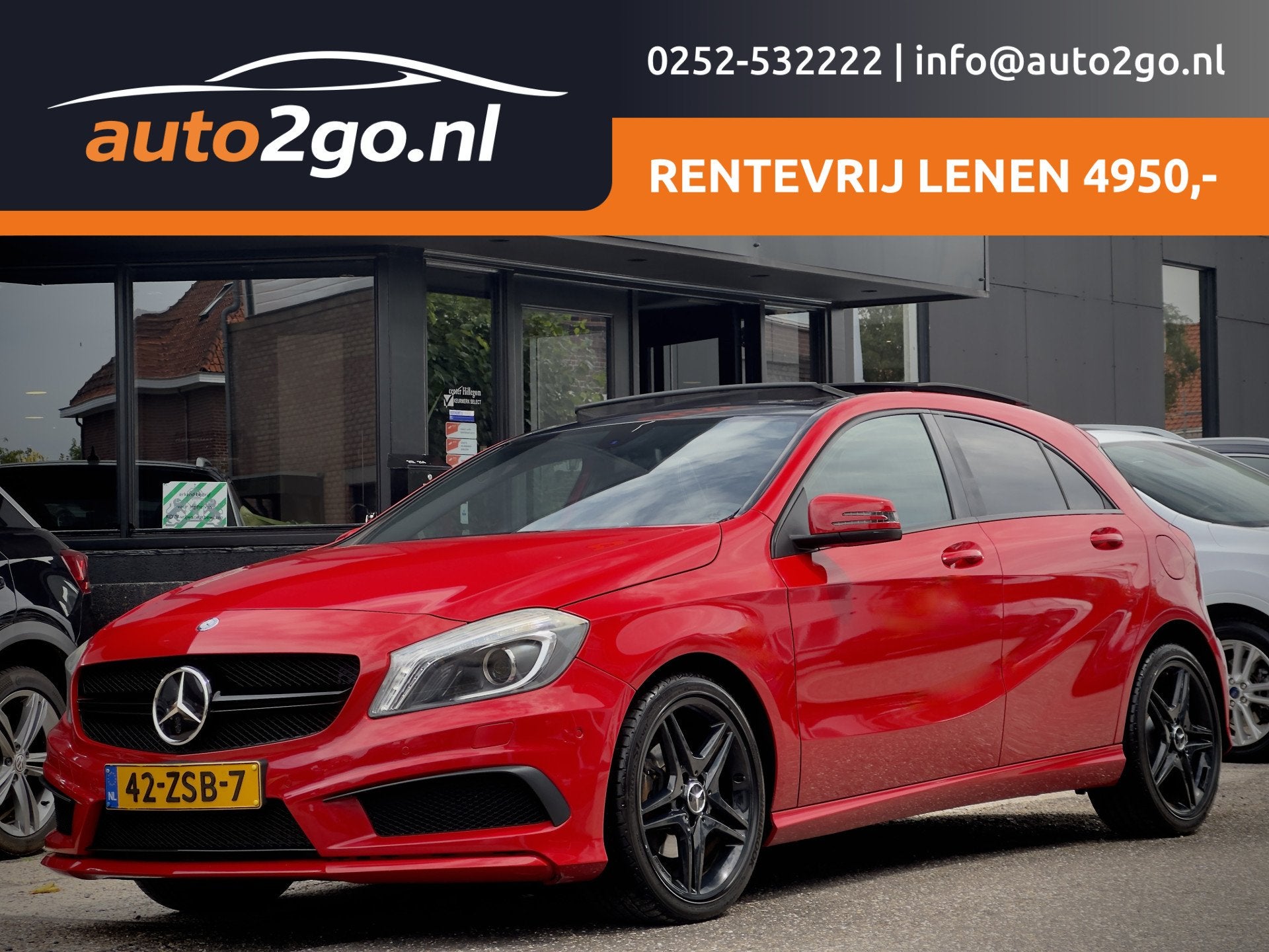 Mercedes-Benz A-Klasse 180 AMG STYLING PANODAK LEDER NAVI AI, Auto's, Voorwielaandrijving, Gebruikt, Euro 6, 4 cilinders