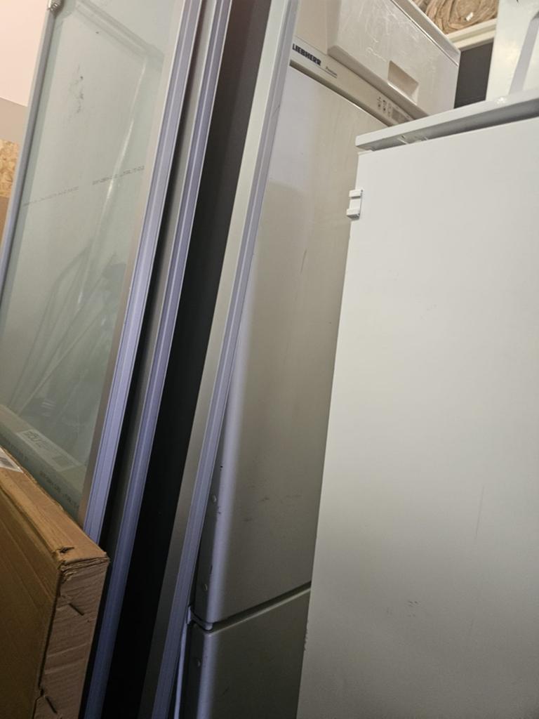 Gratis af te halen, Witgoed en Apparatuur, Koelkasten en IJskasten, Minder dan 75 liter, Zonder vriesvak, Gebruikt, 160 cm of meer