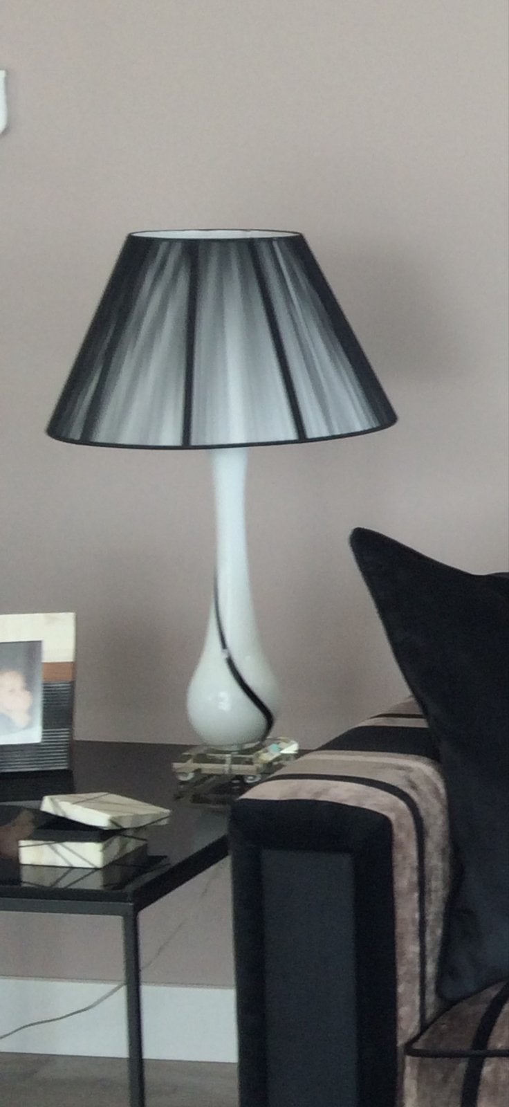 Elegante tafellampen set - Wit met zwart accent, Ophalen, Wit, Met kap, Schemerlamp