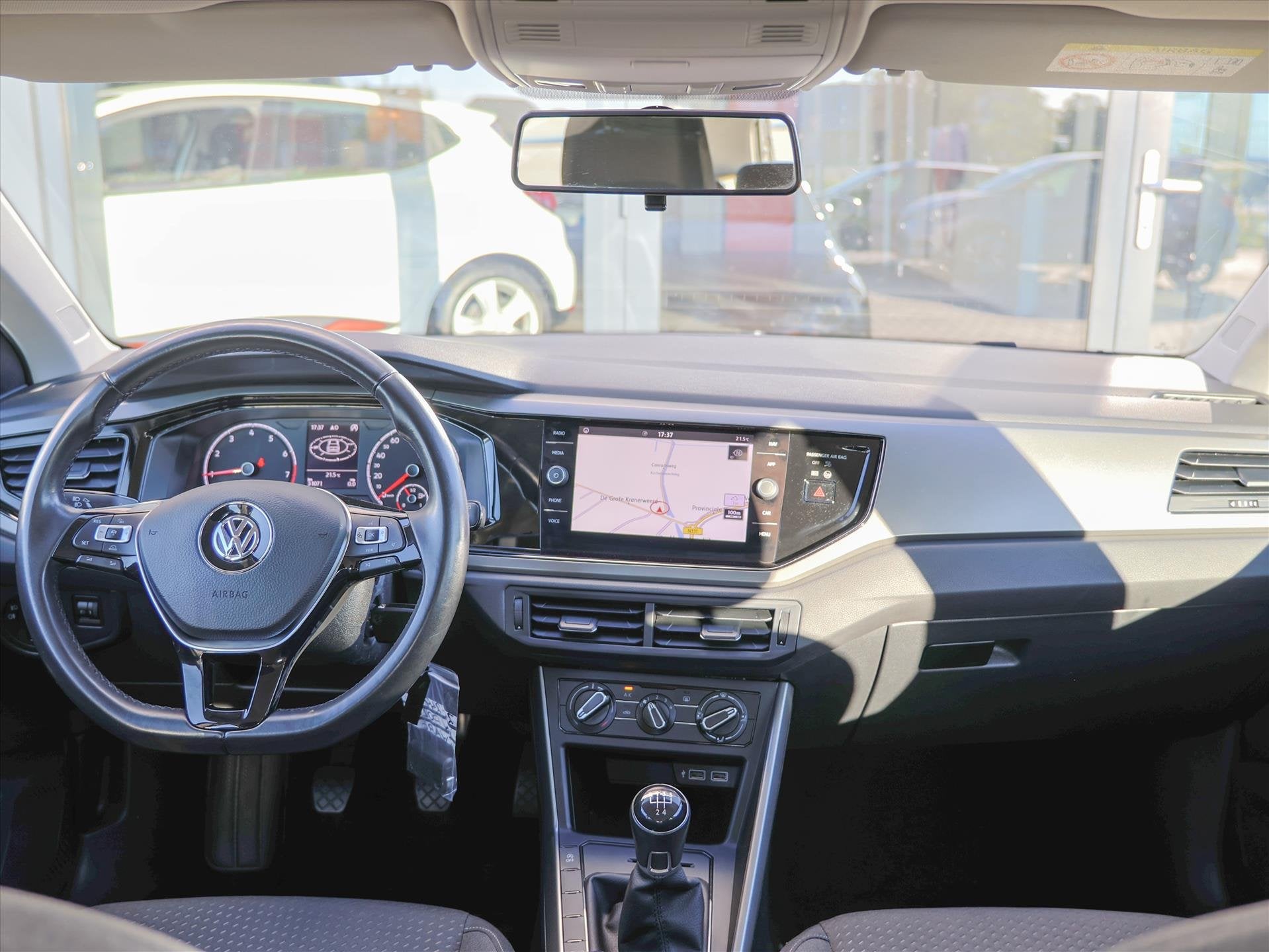 Foto 3 van VOLKSWAGEN Polo 1.0 TSI 95pk Comfortline Business | Carplay