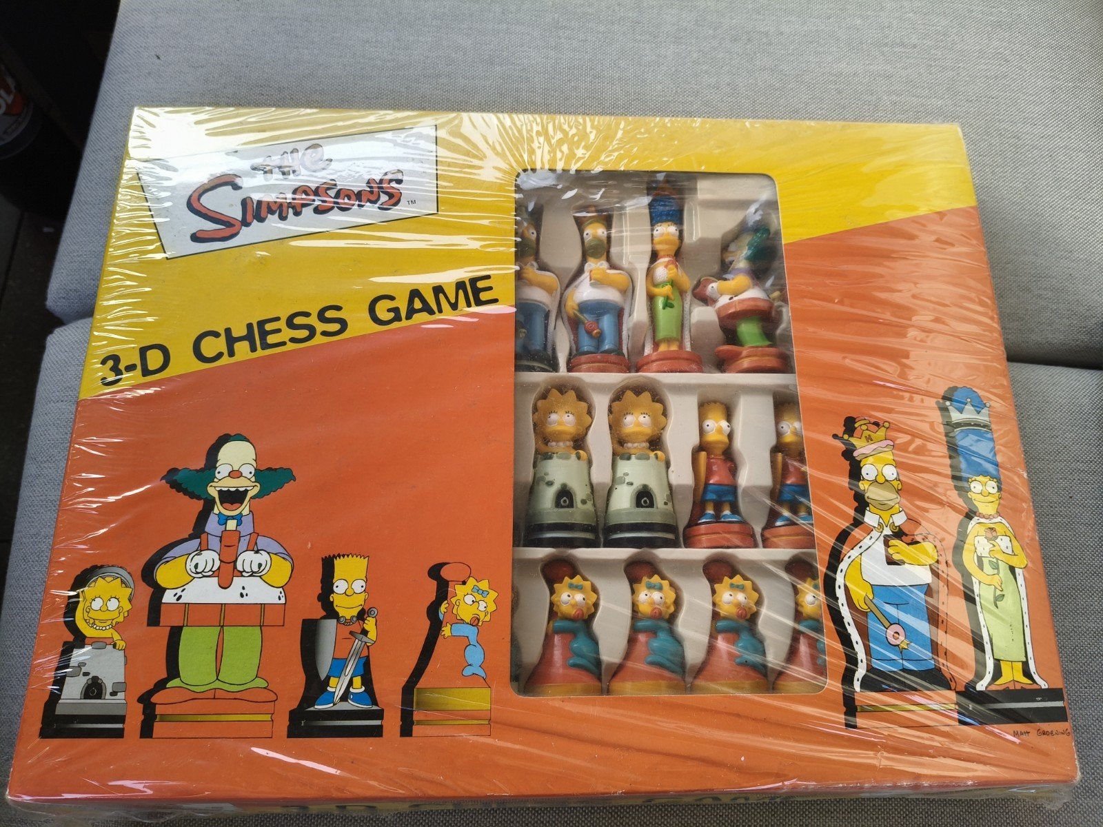 The Simpsons 3-D chess game Schaakspel - Nieuw in verpakking, Een of twee spelers, Ophalen of Verzenden, Nieuw