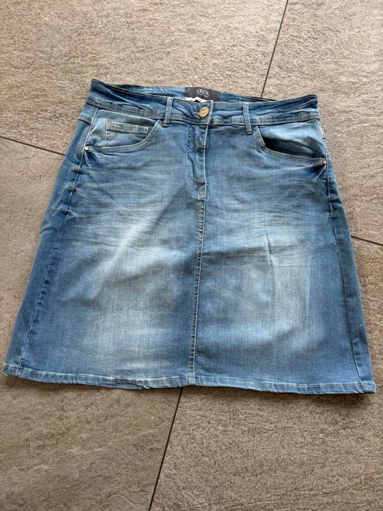 Leuke cecil spijkerrok jeansrok maat 32 mt xl, Kleding | Dames, Rokken, Blauw, Maat 42/44 (L), Ophalen of Verzenden, Zo goed als nieuw