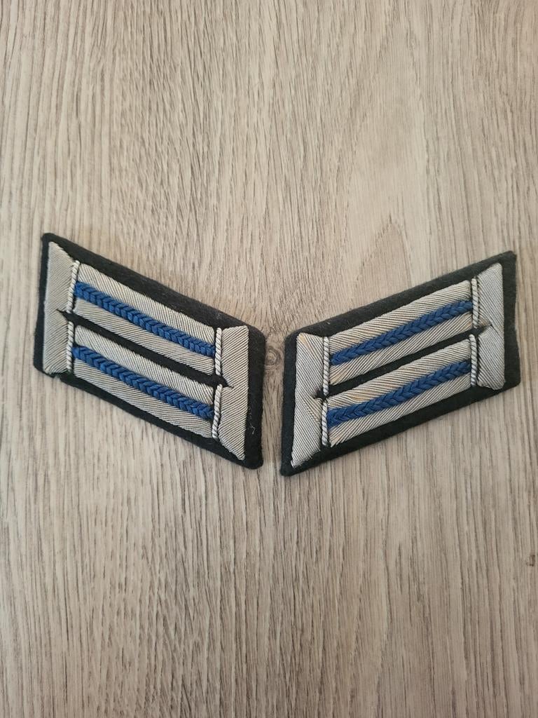Te koop officier kraagspiegels medische dienst, Verzamelen, Militaria | Tweede Wereldoorlog, Ophalen of Verzenden, Nederland, Embleem of Badge