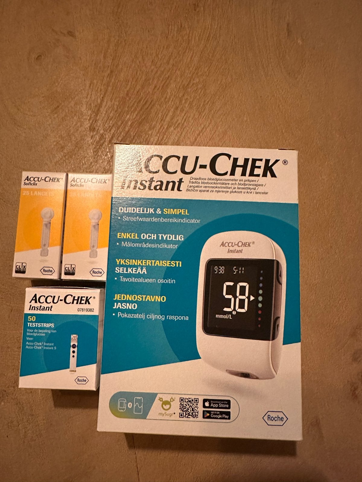 Accu-Chek Instant Bloedglucosemeter met Teststrips, Verzenden, Nieuw, Overige typen