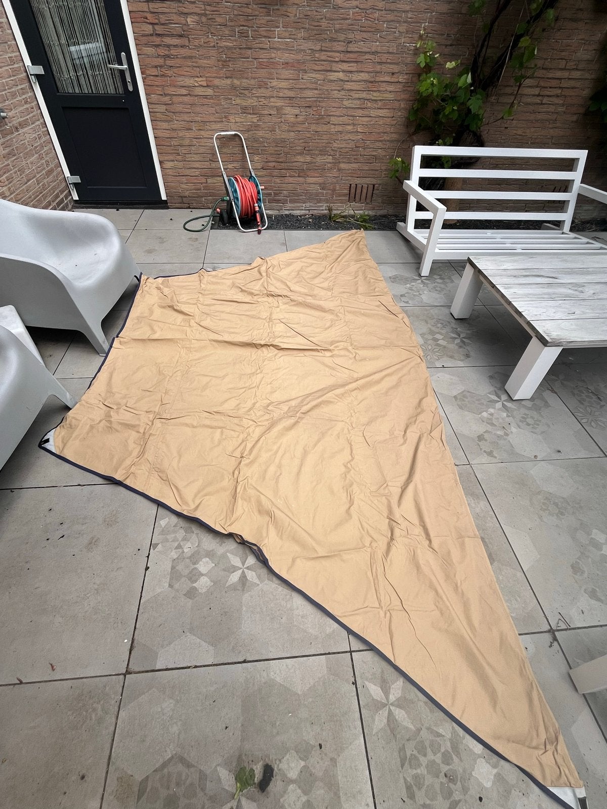 Tarp incl 2 verstelbare stokken, Ophalen of Verzenden, Gebruikt
