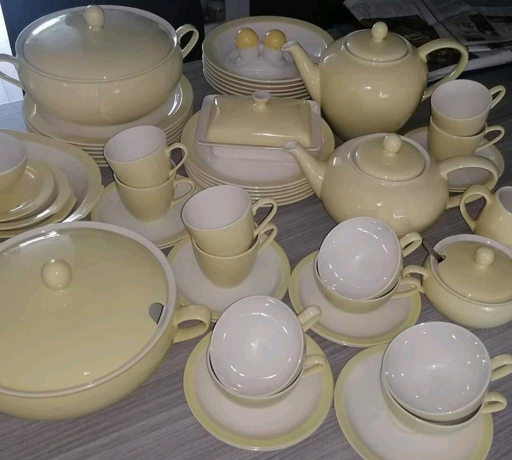 Pastel geel servies van Royal Sphinx/Regout, Ophalen of Verzenden