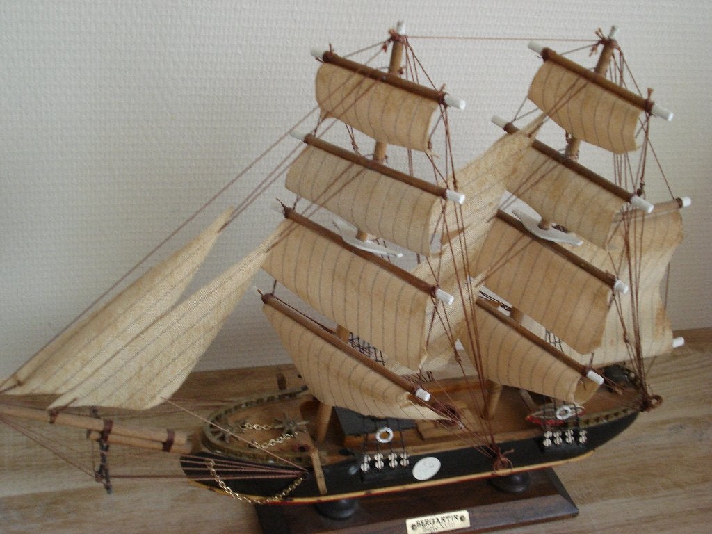ZEILBOOT  BERGANTIN SIGLO XV111, Ophalen of Verzenden, Zo goed als nieuw, Zeilboot, Schaalmodel