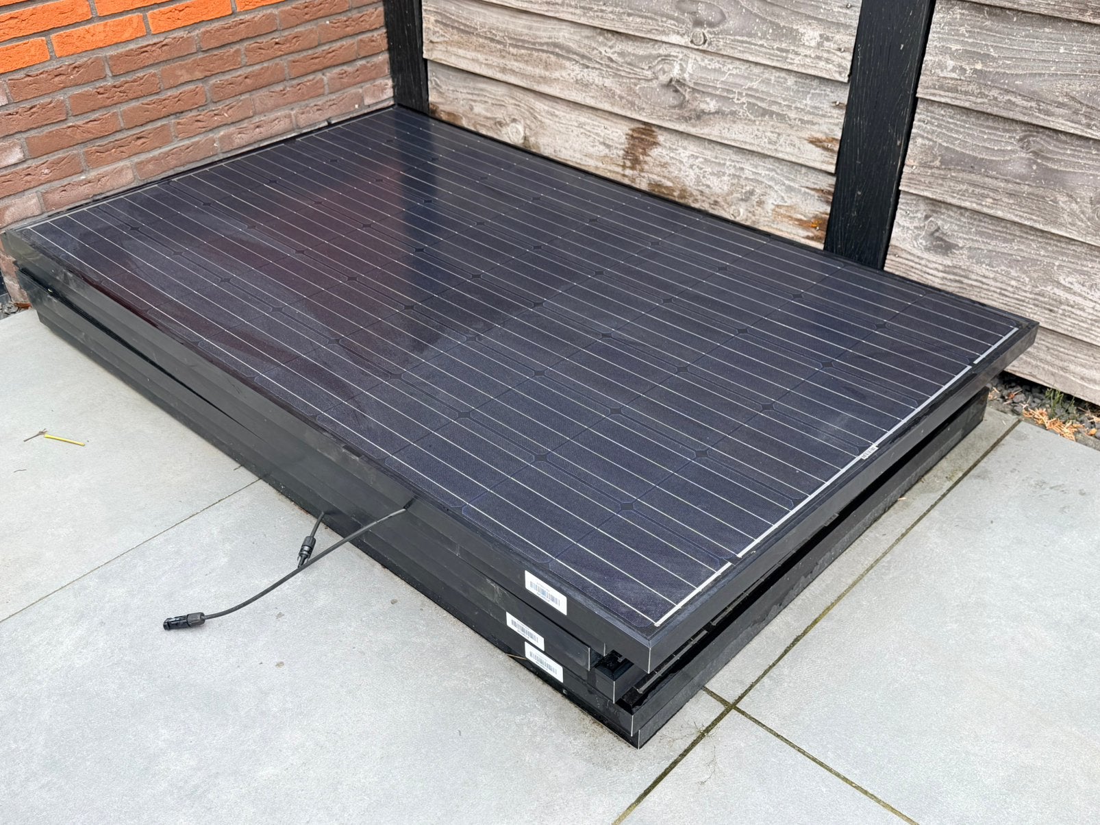 6 Zonnepanelen inc omvormer, Doe-het-zelf en Verbouw, Zonnepanelen en Toebehoren, Ophalen, Gebruikt, Compleet systeem, 200 wattpiek of meer