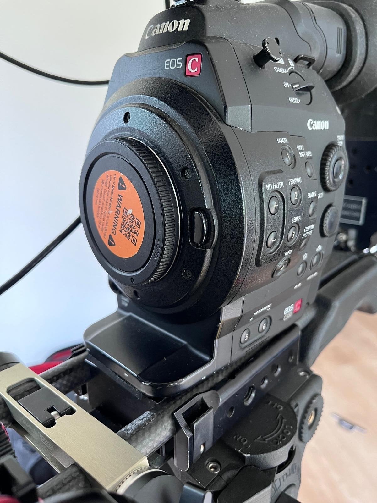 Foto 5 van Canon EOS C300 Mark II Cinema Camera Set